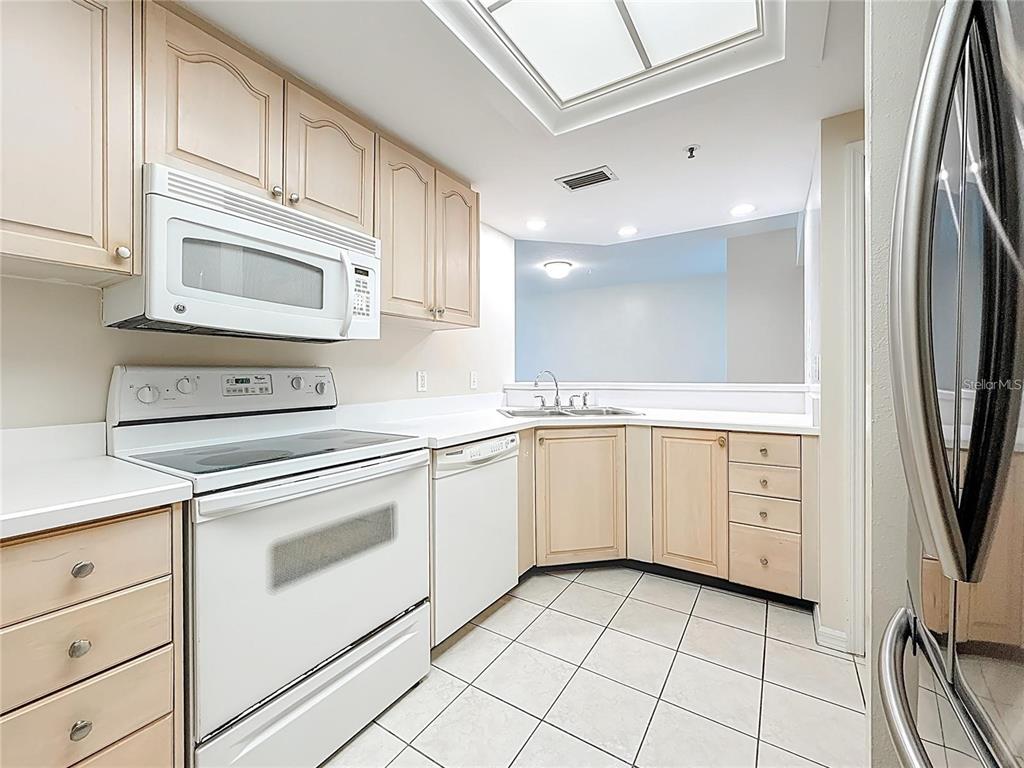 399 150th Avenue, Unit 218 Madeira Beach, FL 33708 - Photo 20 of 84