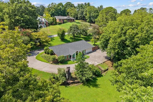 $250,000 | 2502 East Hillview Drive, Dalton, GA 30721