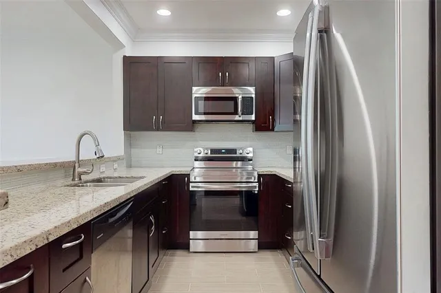 $3,799 | 3906 Monarch Lane, Coconut Creek, FL 33073