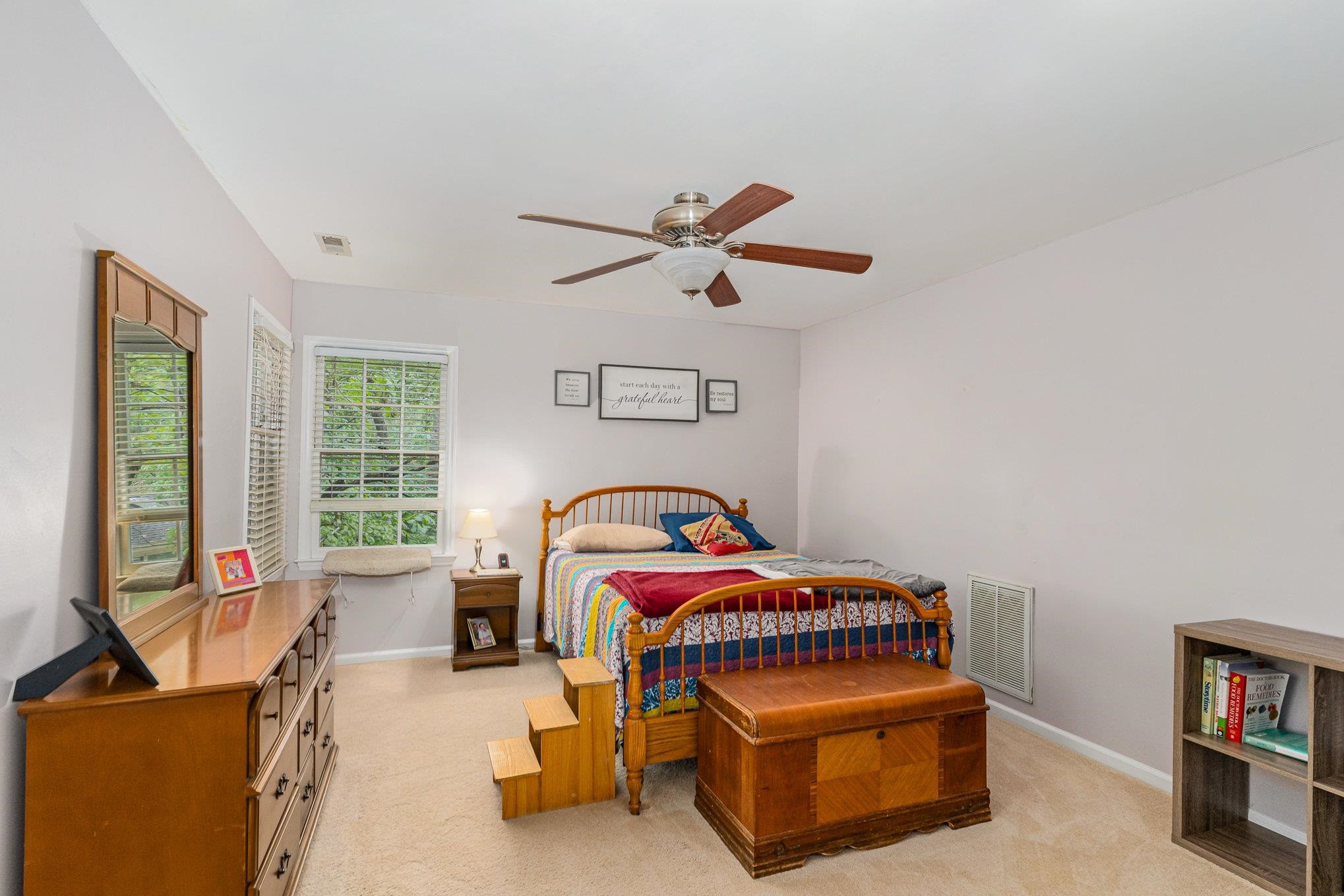1100 Cotswold Court Raleigh, NC 27609 - Photo 8 of 12 Photo 8