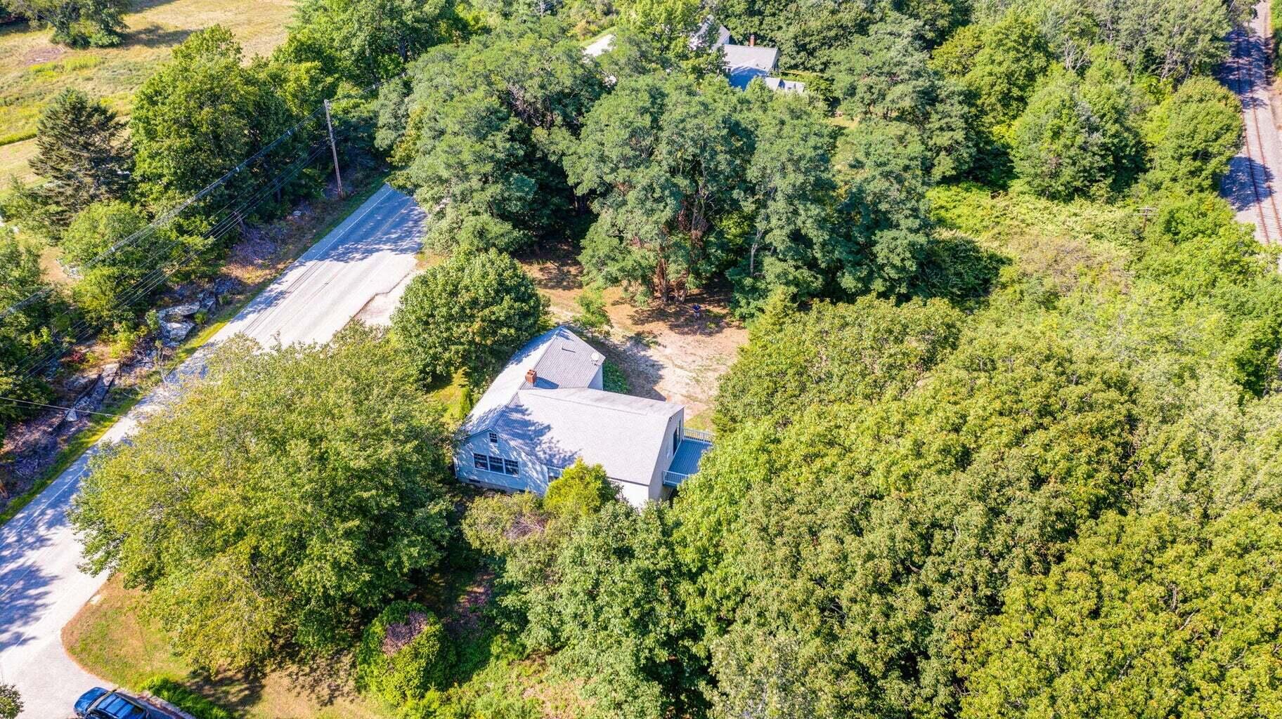 13 Middle Road Falmouth, ME 04105 - Photo 33 of 44 13 Middle