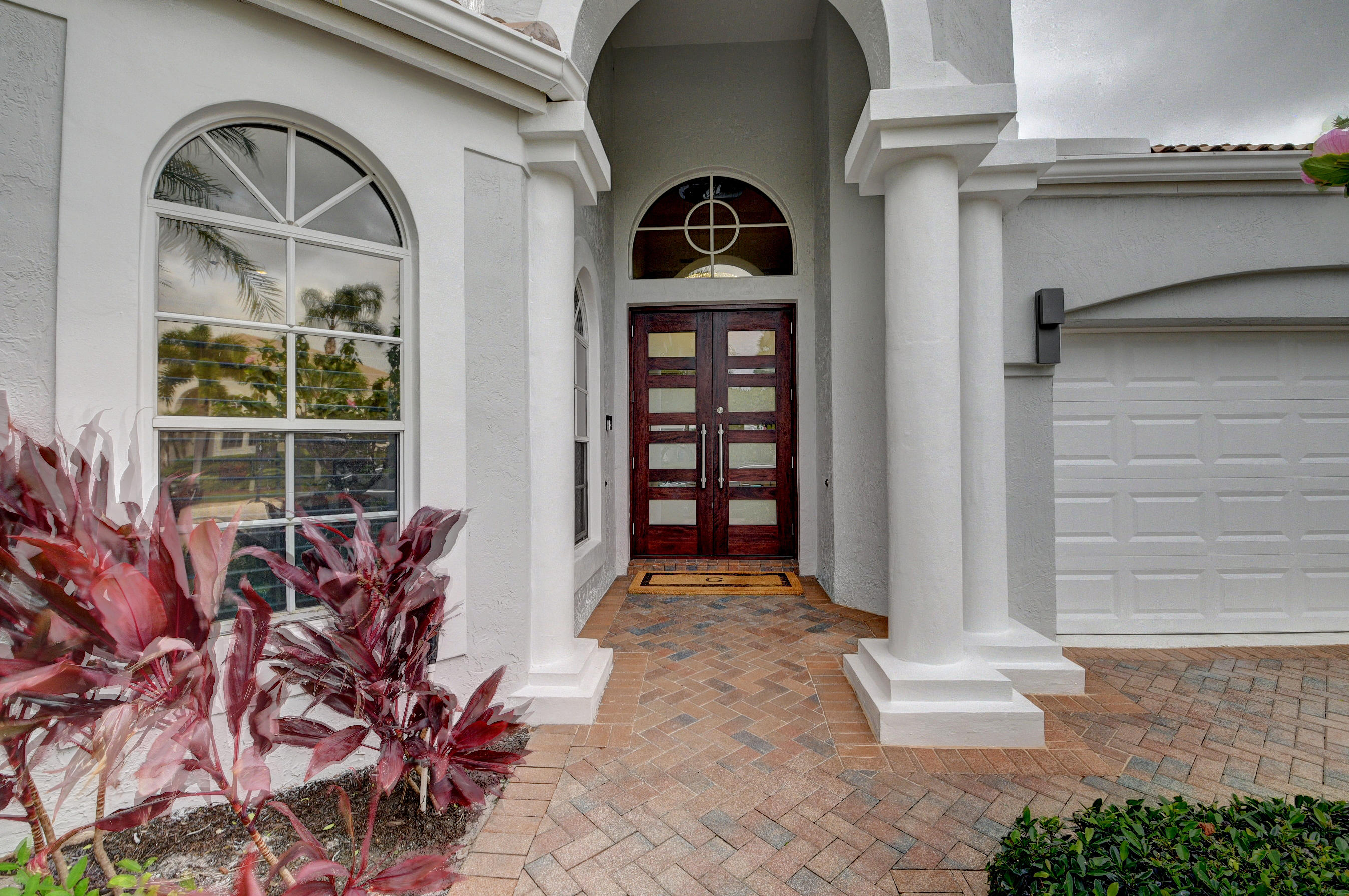 6573 Somerset Circle Boca Raton, FL 33496 - Photo 4 of 48 double drs-Brazalian Mahanony