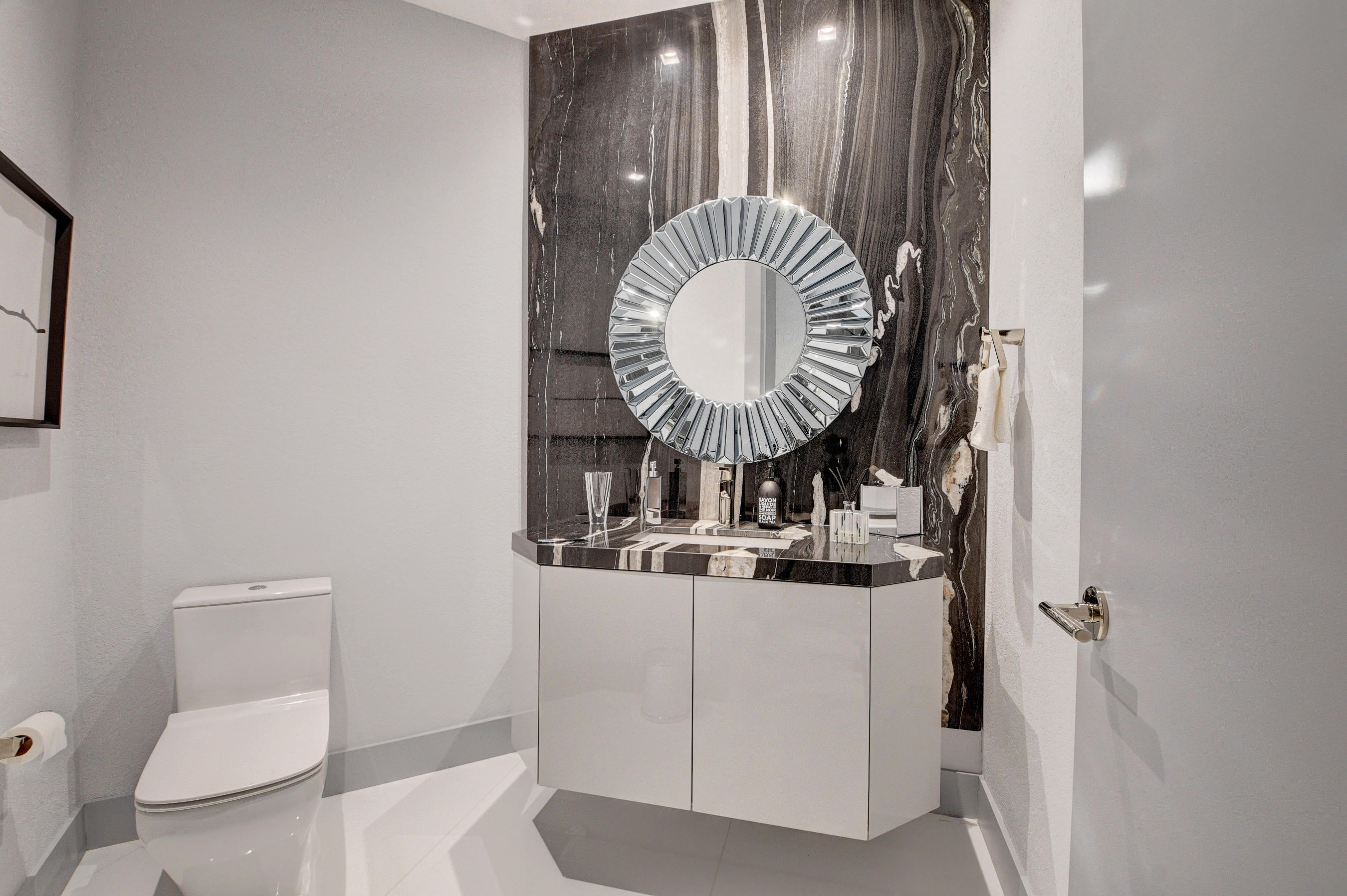 6573 Somerset Circle Boca Raton, FL 33496 - Photo 35 of 48 powder room