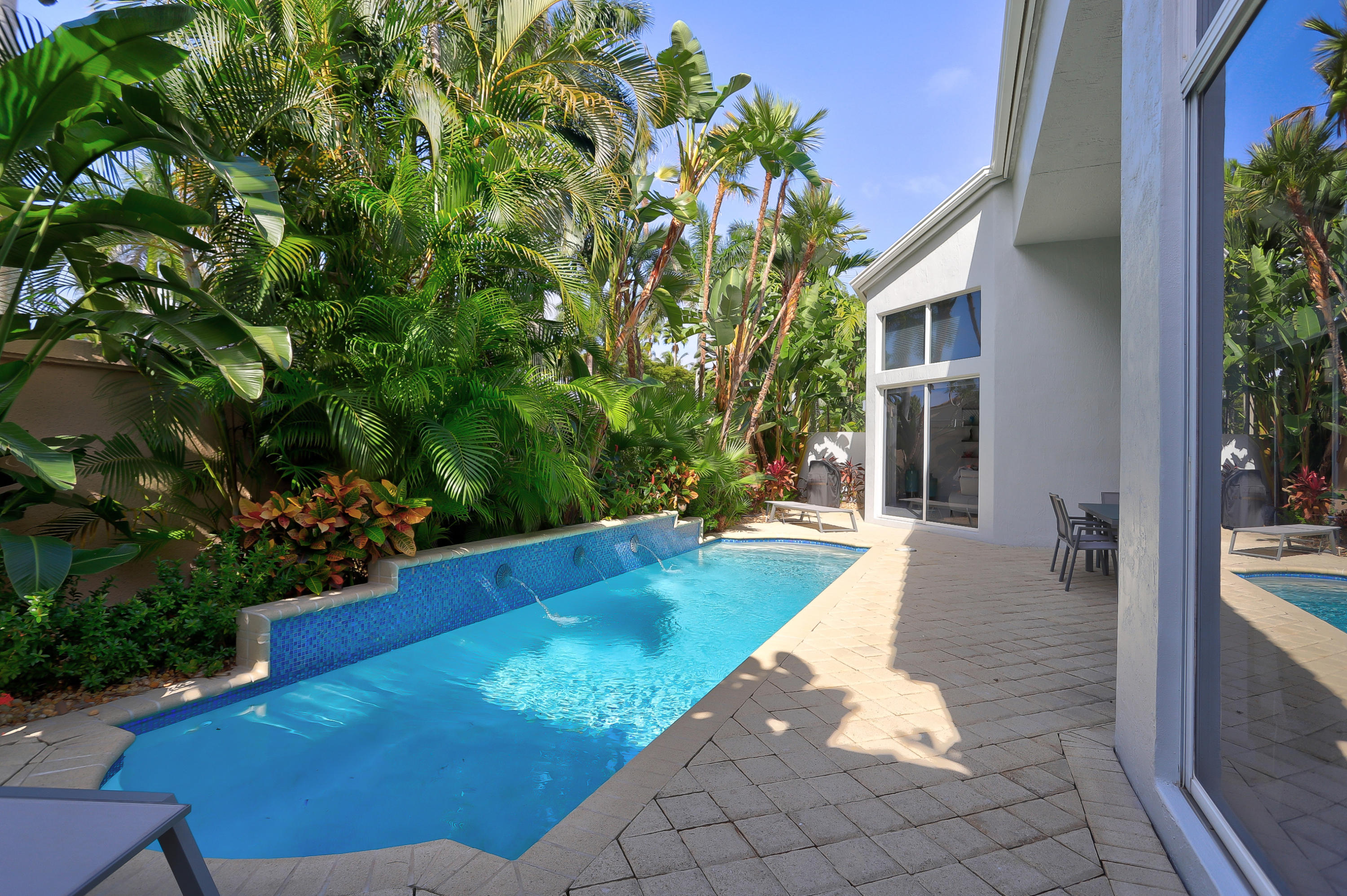 6573 Somerset Circle Boca Raton, FL 33496 - Photo 36 of 48 Private Pool