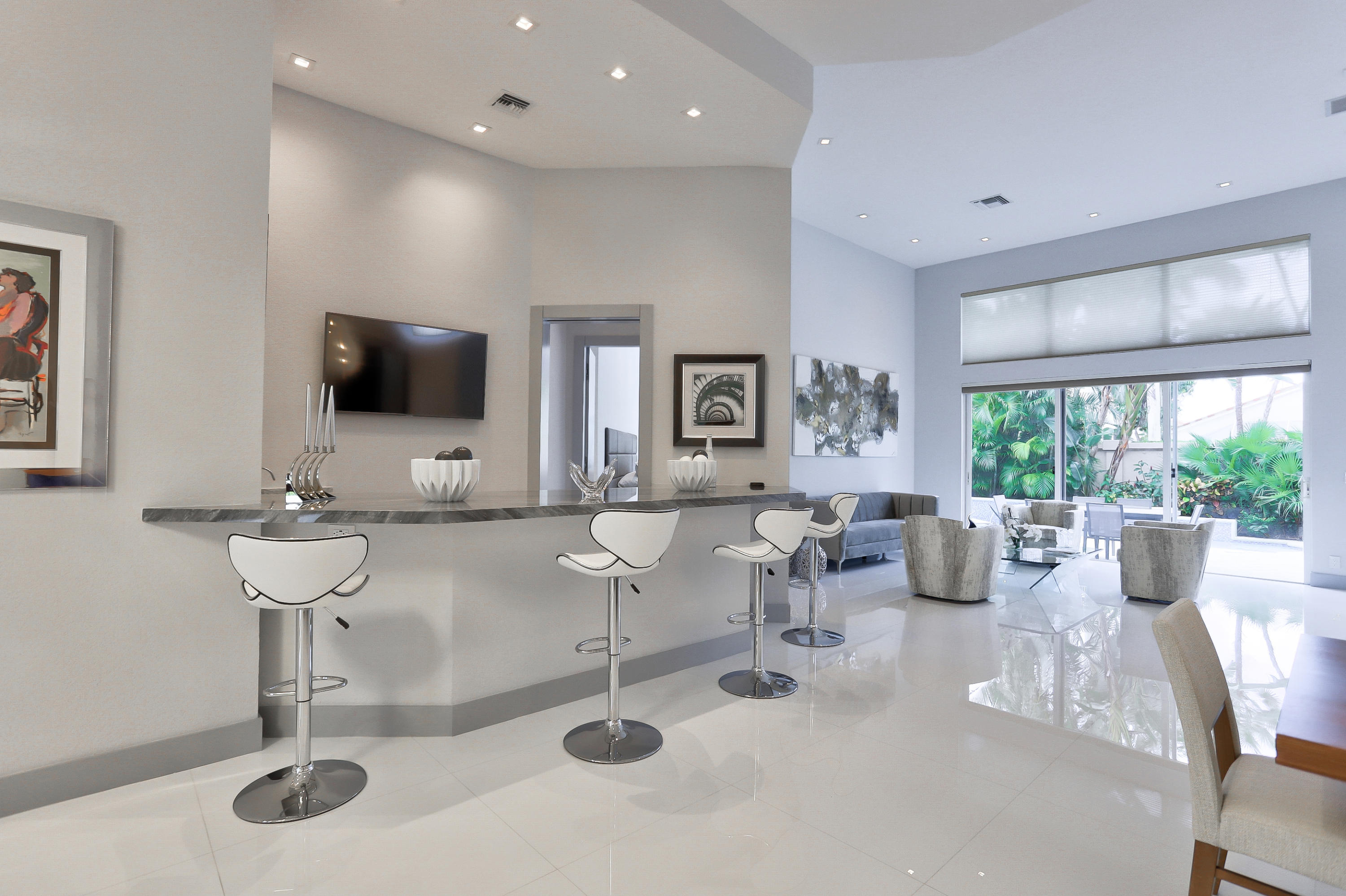 6573 Somerset Circle Boca Raton, FL 33496 - Photo 5 of 48 Bar/Living Rm