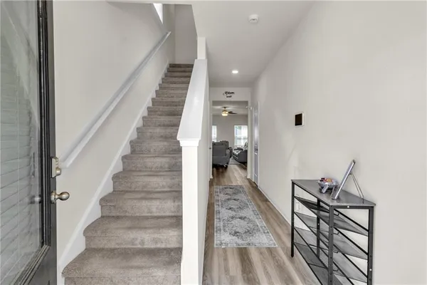 a view of entryway and hall