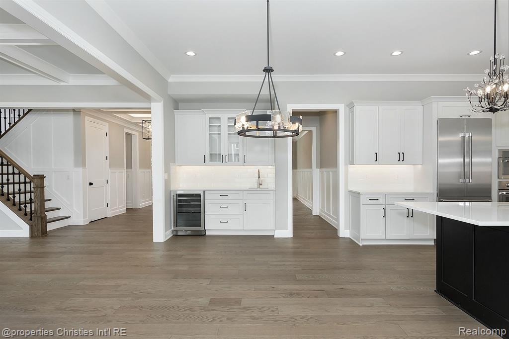 2043 Yorkshire Road Birmingham, MI 48009 - Photo 18 of 65 Gallery Image 18