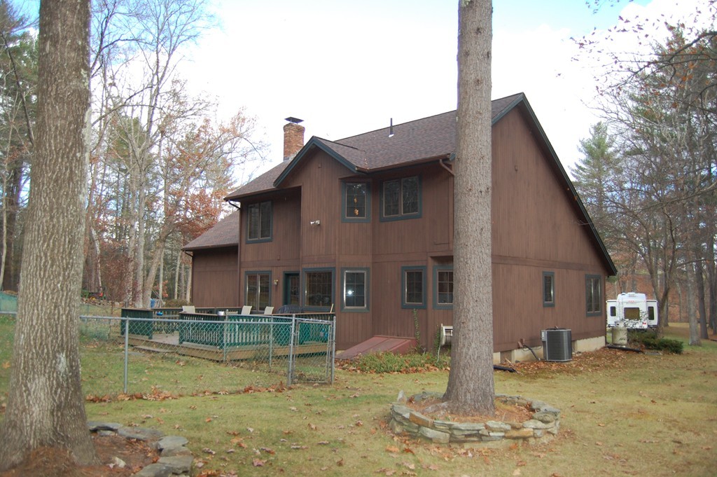 39 Town Farm Road North Brookfield, MA 01535 - Photo 3 of 21 Gallery Image 3