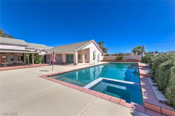 $775,000 | 3195 North Heyer Street, Logandale, NV 89021