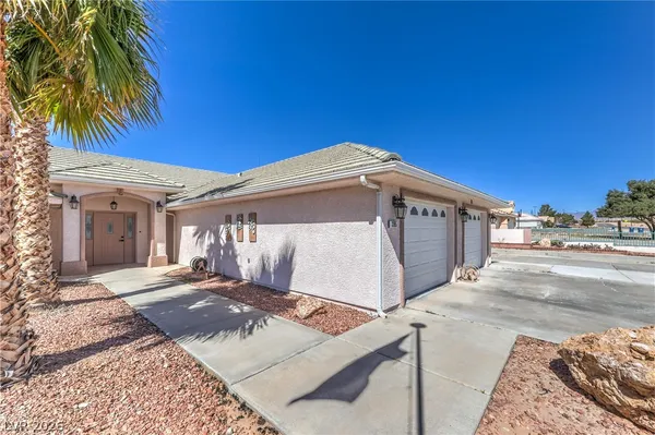 $775,000 | 3195 North Heyer Street, Logandale, NV 89021