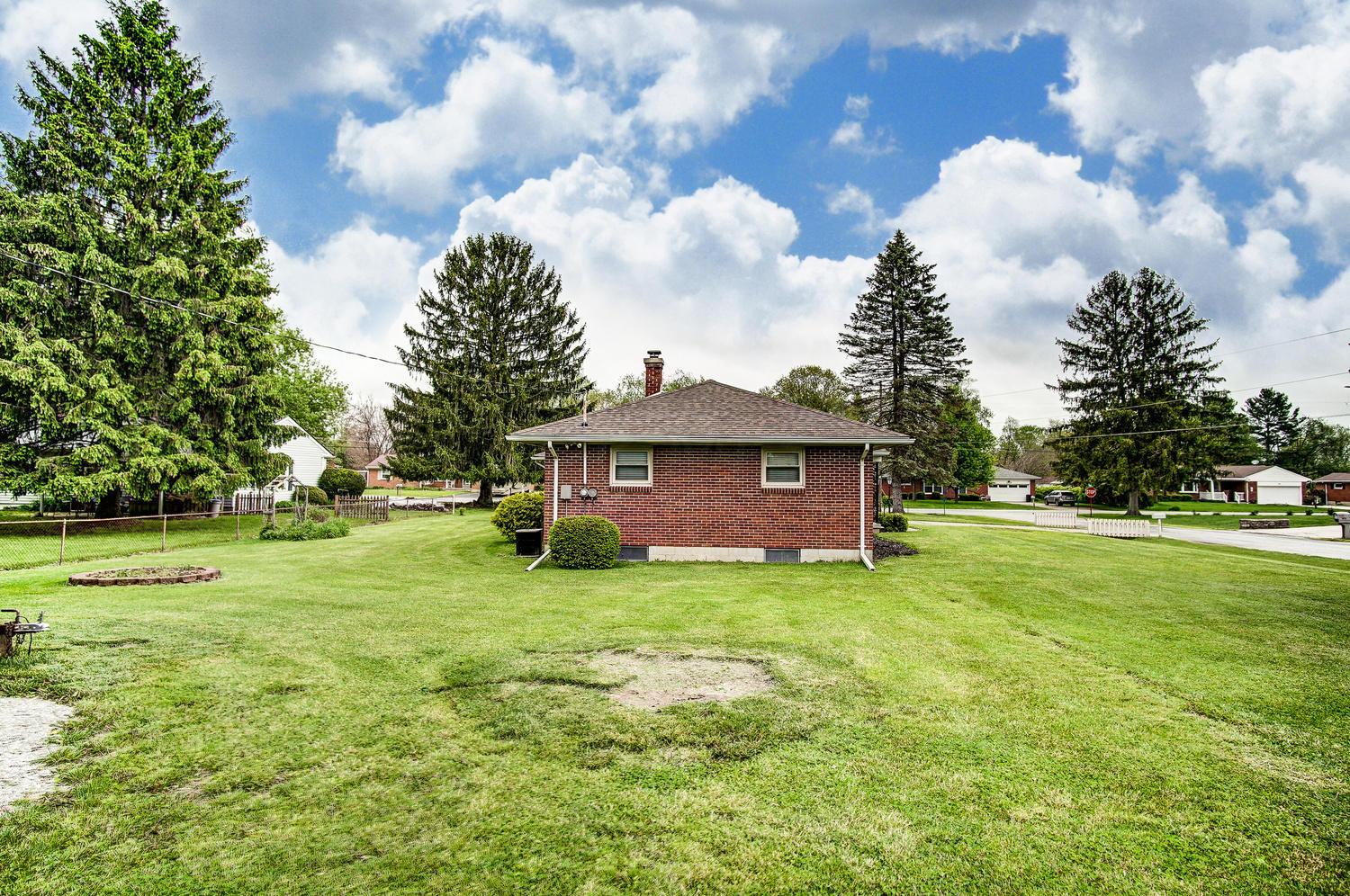 4593 Heron Road Springfield, OH 45502 - Photo 47 of 50
