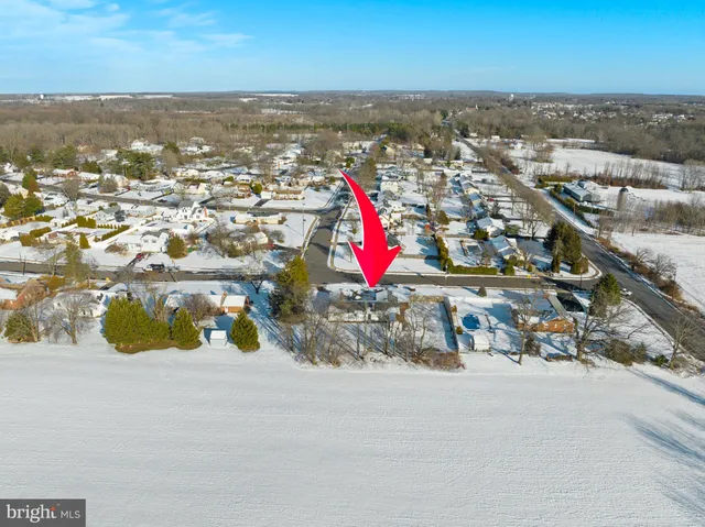 $515,000 | 11 Drialo Drive, Allentown, NJ 08501