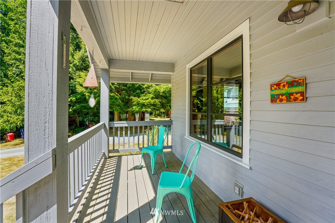 4812 West Shore Road Anacortes, WA 98221 - Photo 4 of 40 Gallery Image 4