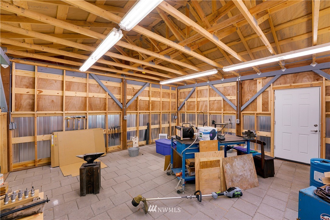 4812 West Shore Road Anacortes, WA 98221 - Photo 33 of 40 Gallery Image 33