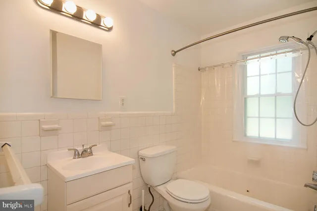 $4,950 | 5504 Beech Avenue, Bethesda, MD 20814