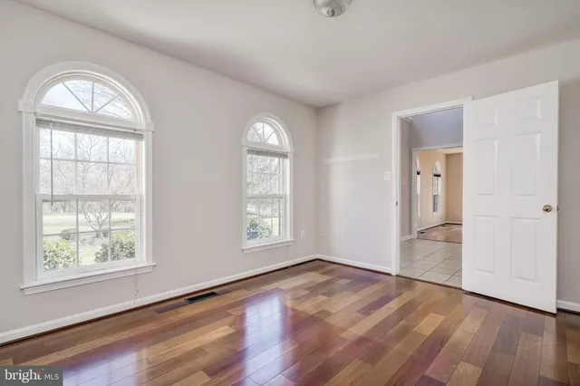 $4,650 | 19900 Belle Chase Drive, Gaithersburg, MD 20882