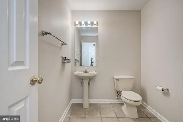 $4,650 | 19900 Belle Chase Drive, Gaithersburg, MD 20882