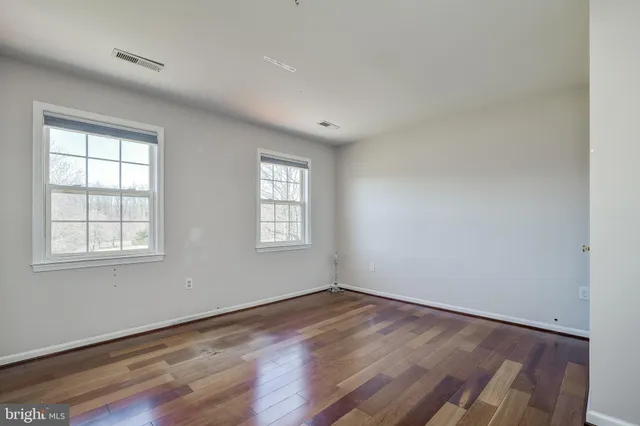 $4,650 | 19900 Belle Chase Drive, Gaithersburg, MD 20882