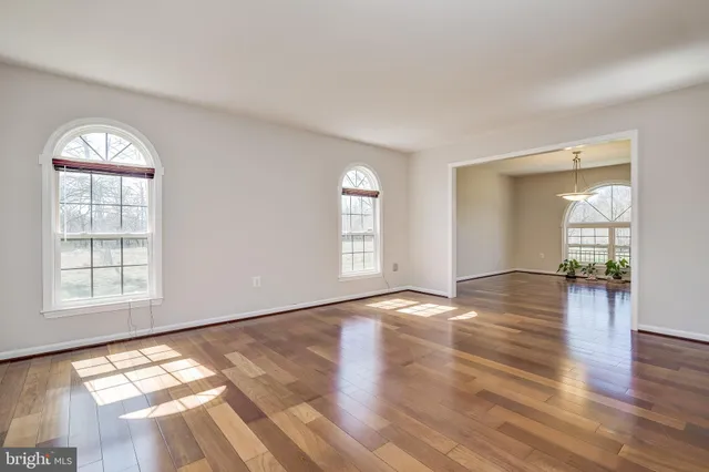 $4,650 | 19900 Belle Chase Drive, Gaithersburg, MD 20882