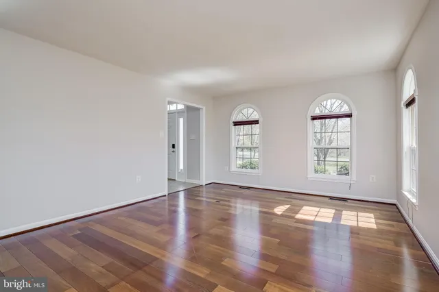 $4,650 | 19900 Belle Chase Drive, Gaithersburg, MD 20882