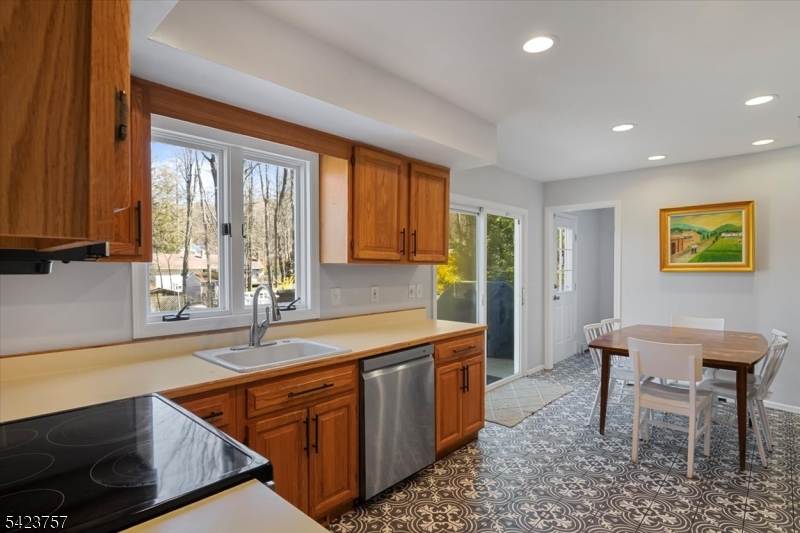 7 Main Street Randolph, NJ 07869 - Photo 7 of 42