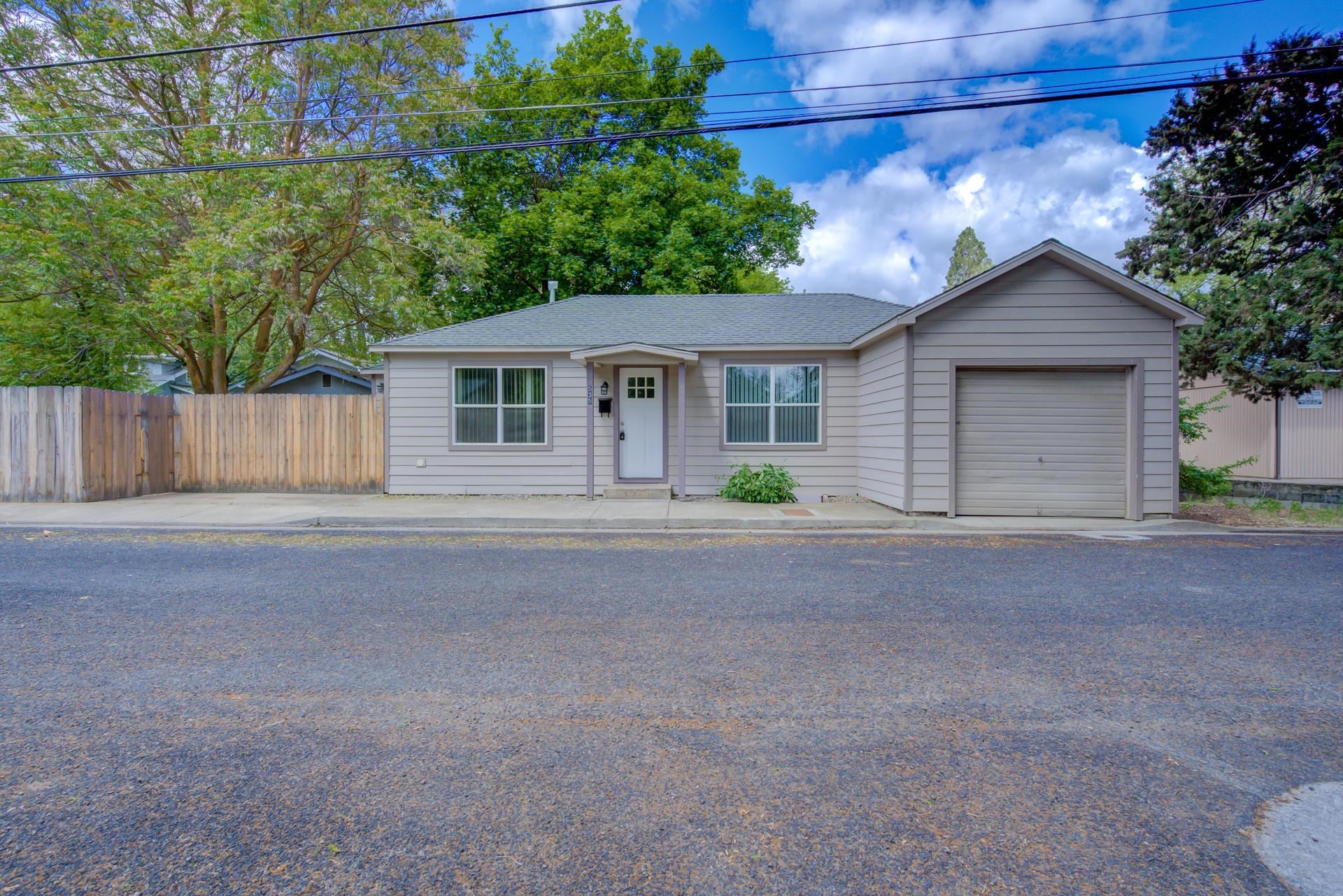 535 Spring Street Yreka, CA 96097 - Photo 1 of 30 Gallery Image 1