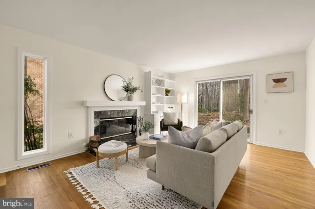 $1,025,000 | 8809 Hidden Hill Lane, Potomac, MD 20854