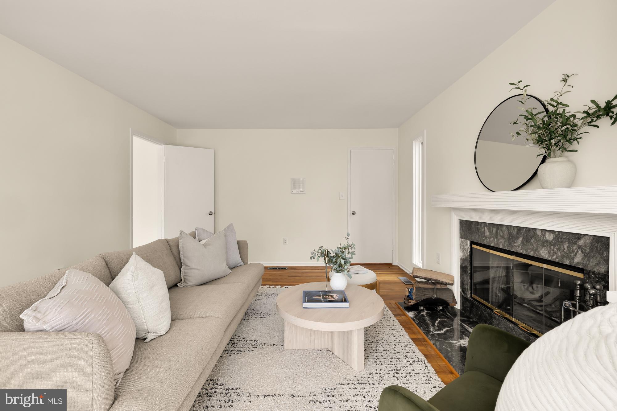 8809 Hidden Hill Lane Potomac, MD 20854 - Photo 23 of 55