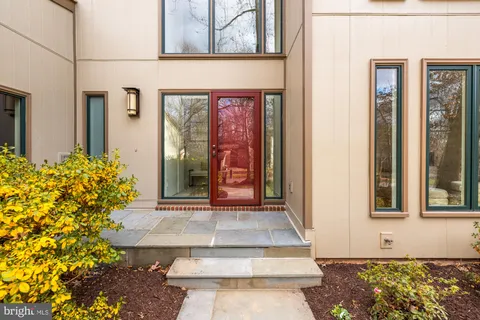 $1,025,000 | 8809 Hidden Hill Lane, Potomac, MD 20854