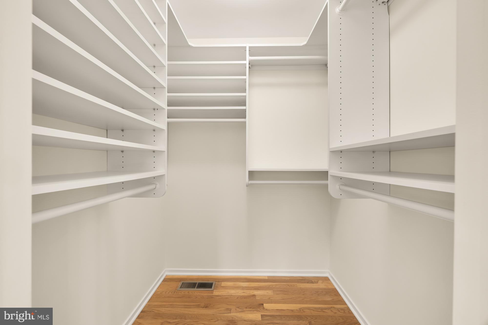 8809 Hidden Hill Lane Potomac, MD 20854 - Photo 31 of 55