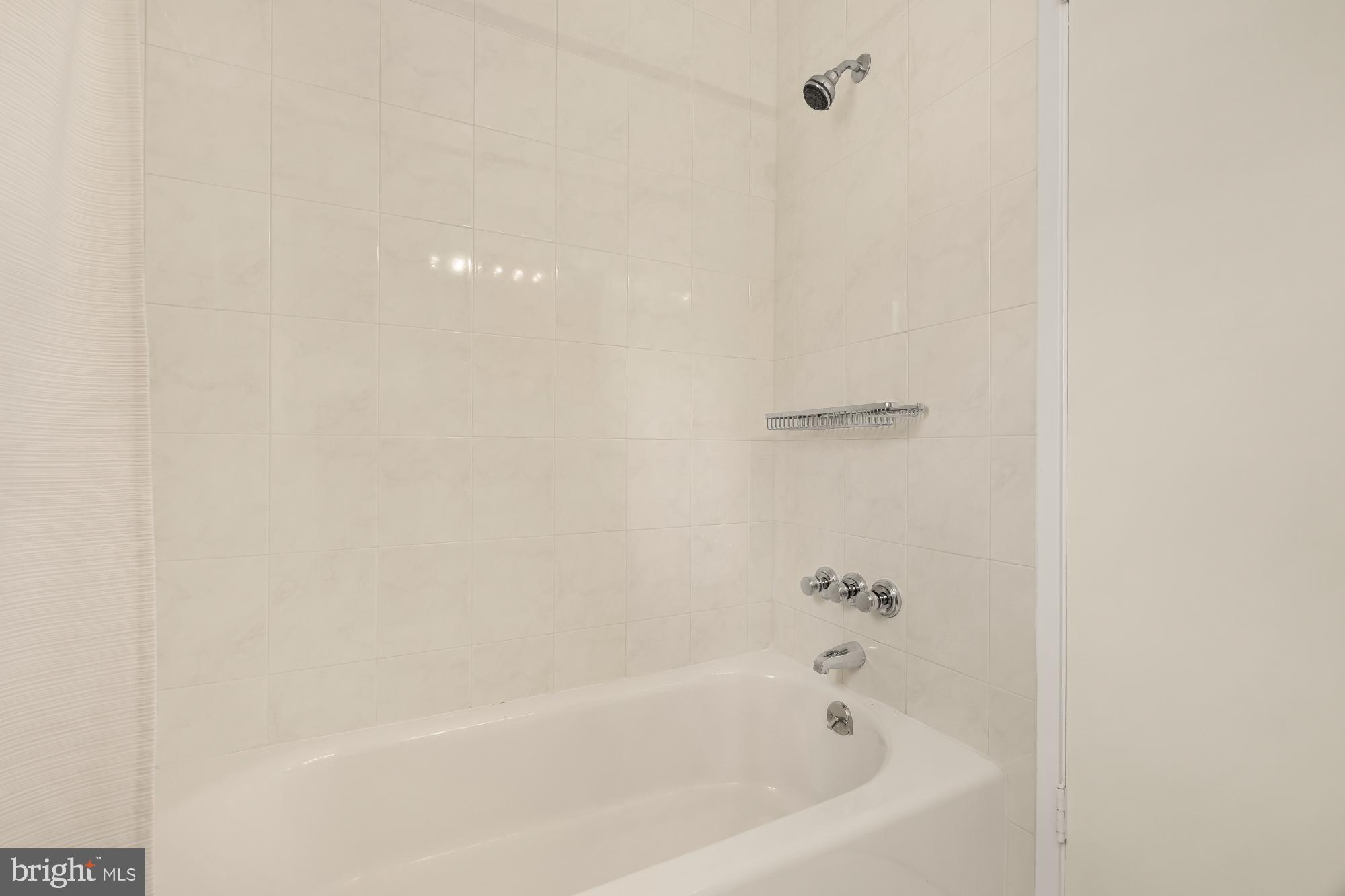 8809 Hidden Hill Lane Potomac, MD 20854 - Photo 33 of 55