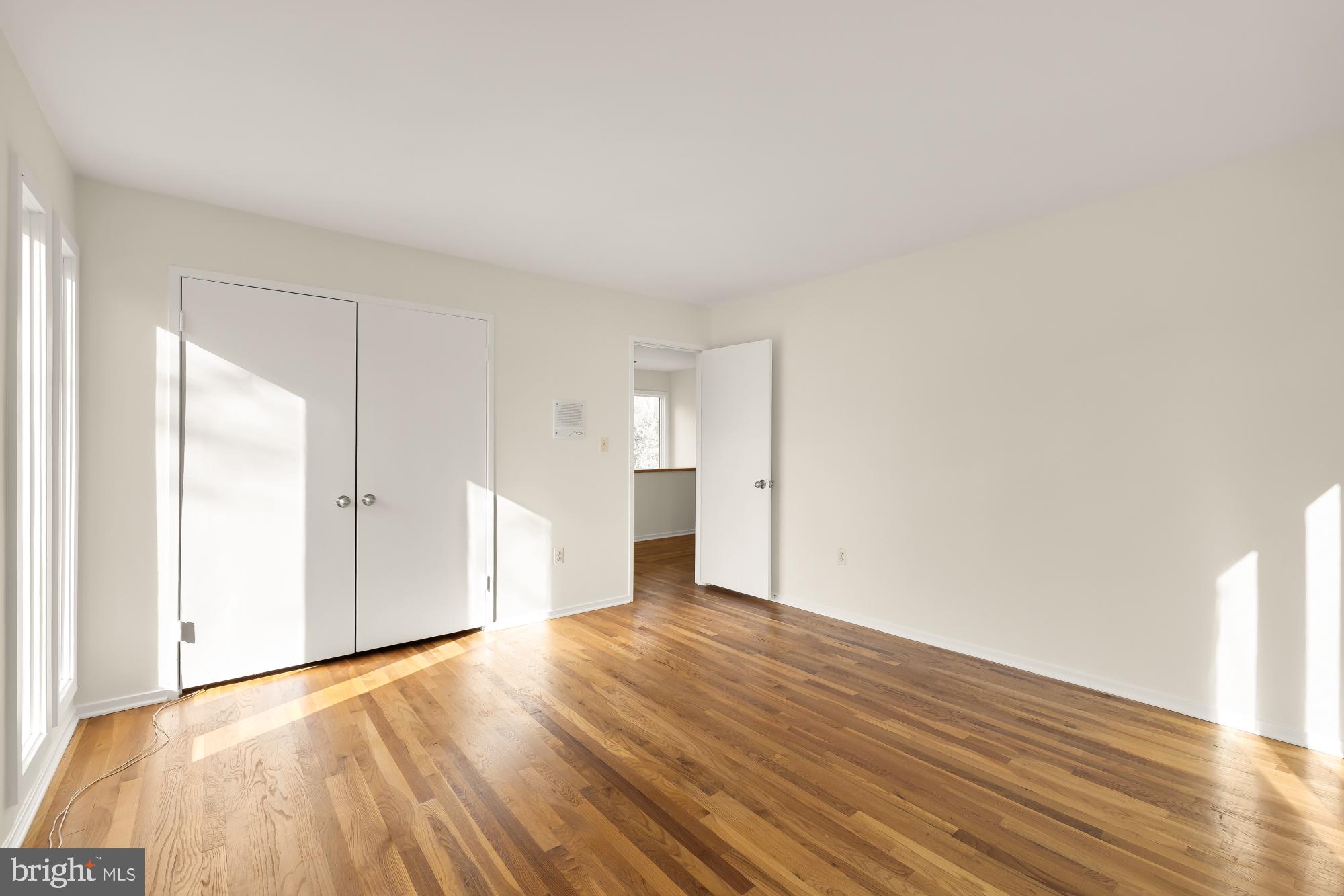 8809 Hidden Hill Lane Potomac, MD 20854 - Photo 35 of 55