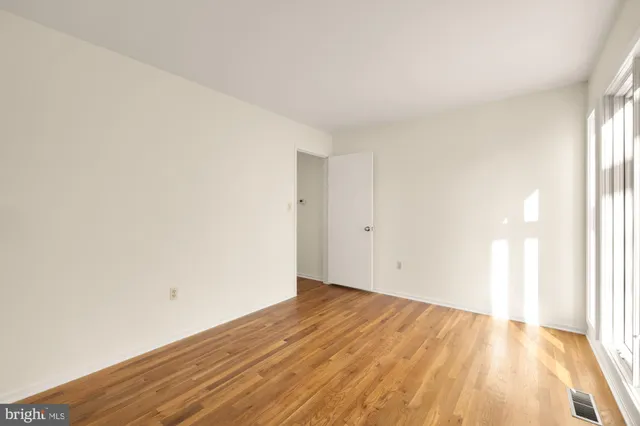 $1,025,000 | 8809 Hidden Hill Lane, Potomac, MD 20854