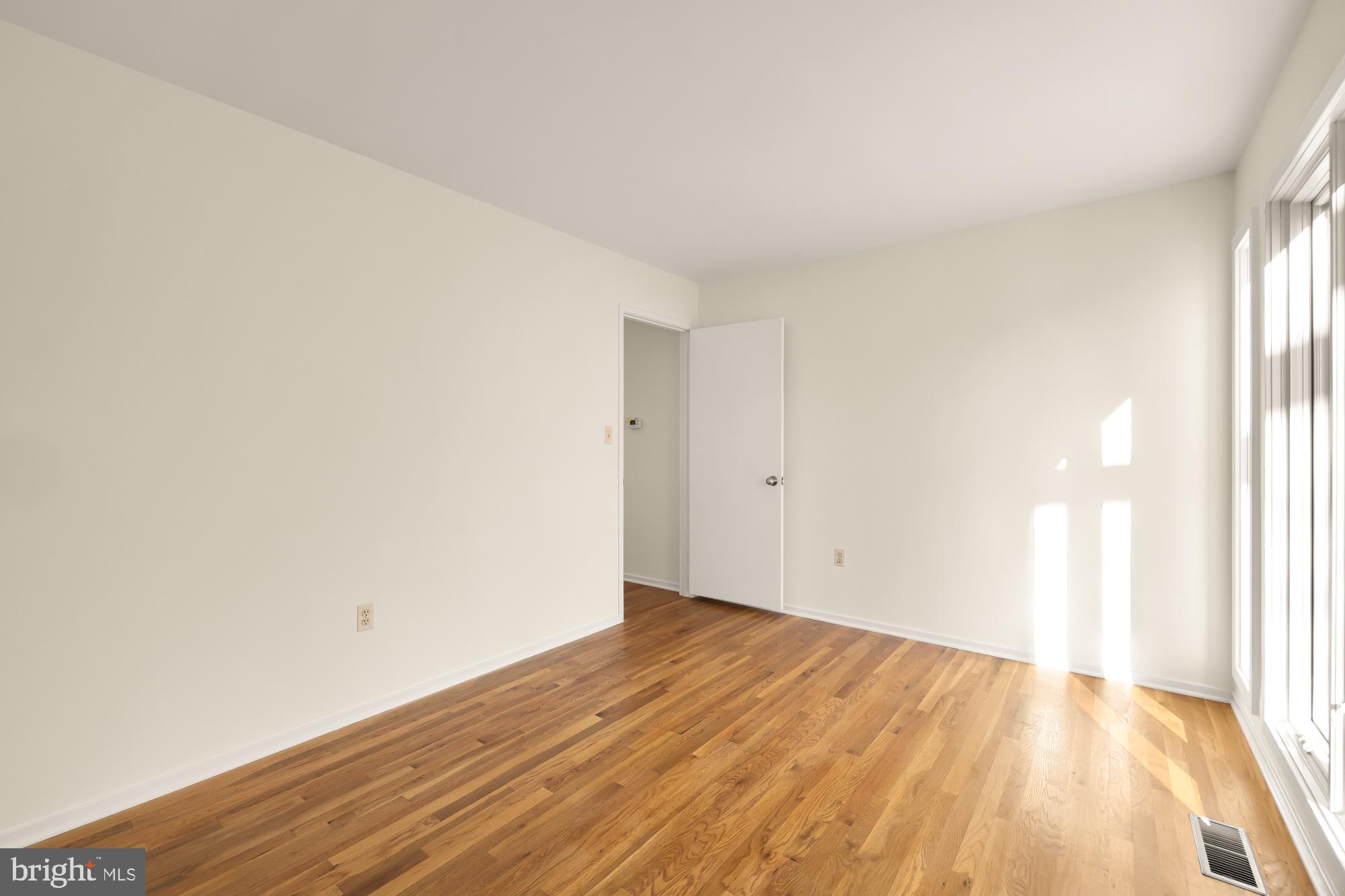 8809 Hidden Hill Lane Potomac, MD 20854 - Photo 42 of 55