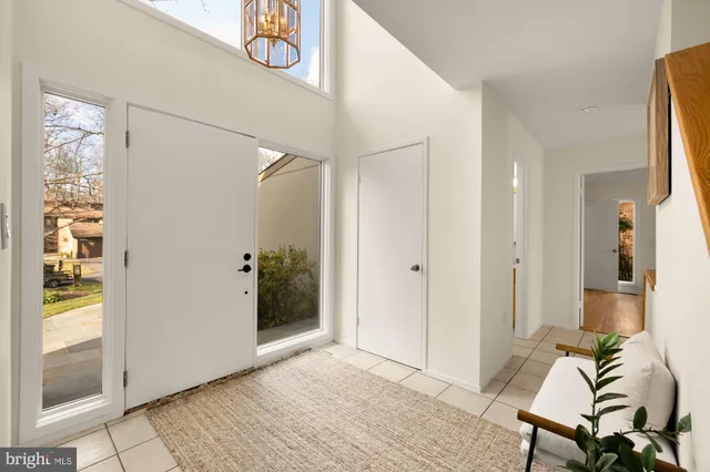 $1,025,000 | 8809 Hidden Hill Lane, Potomac, MD 20854