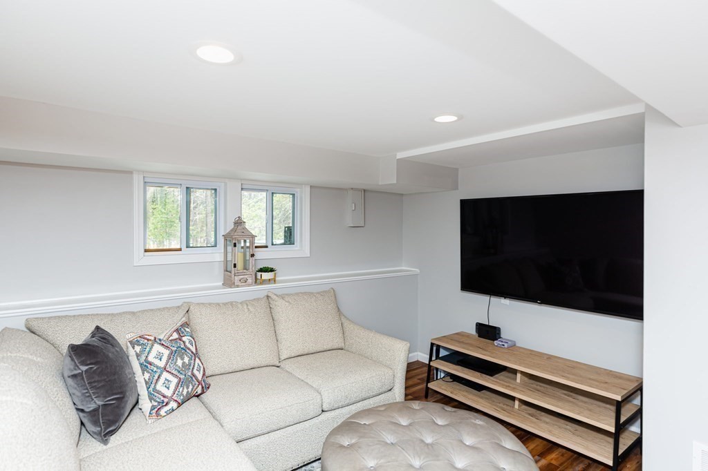 5 Kathleen Road Bridgewater, MA 02324 - Photo 28 of 42