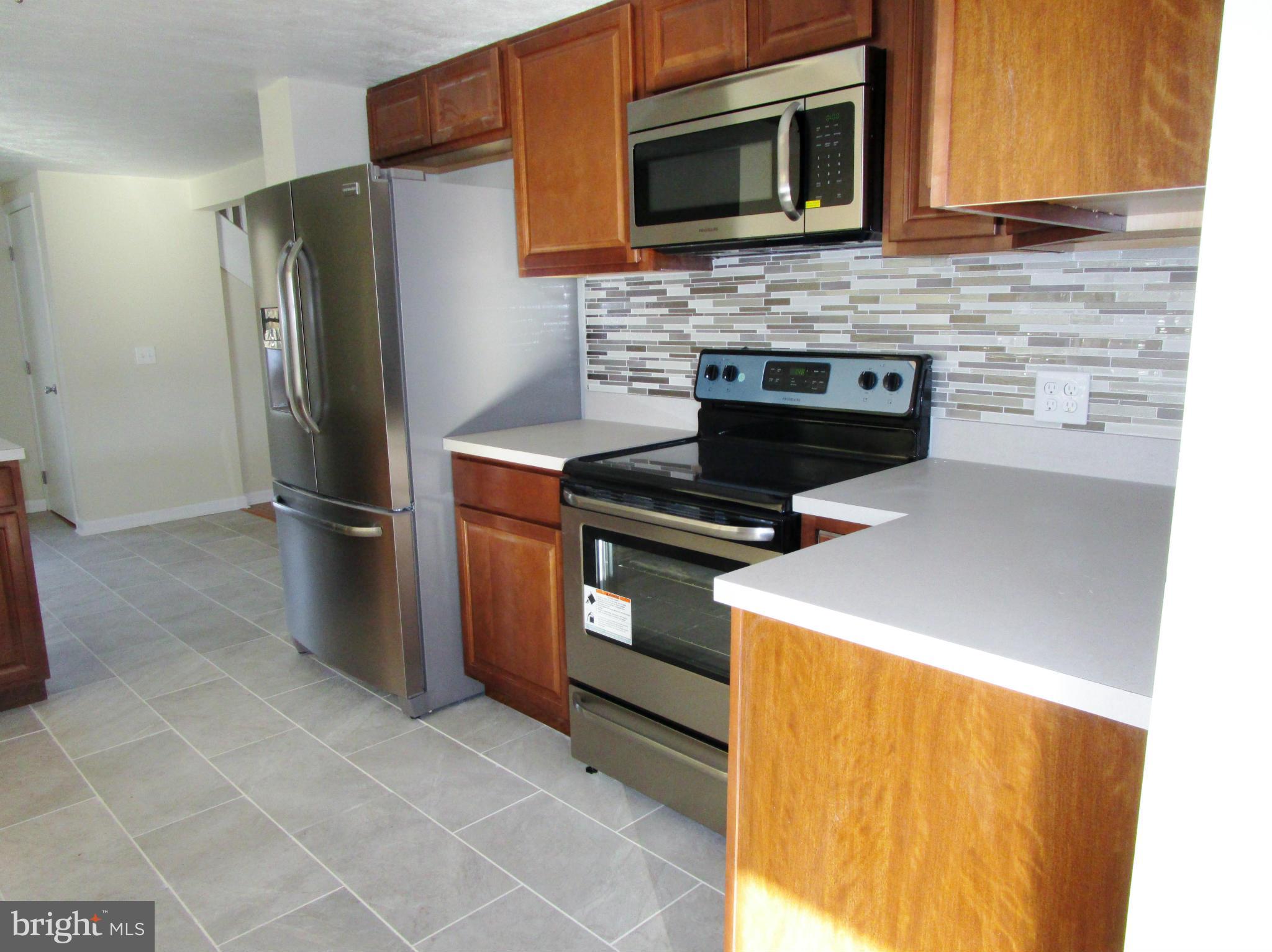 6746 Old Solomons Island Road Friendship, MD 20758 - Photo 4 of 17 Kitchen