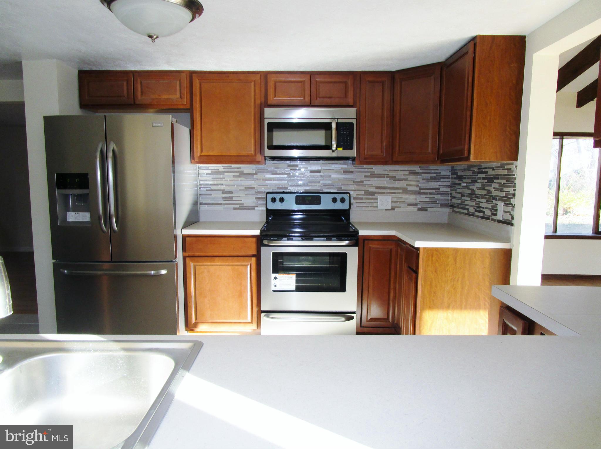 6746 Old Solomons Island Road Friendship, MD 20758 - Photo 5 of 17 Kitchen
