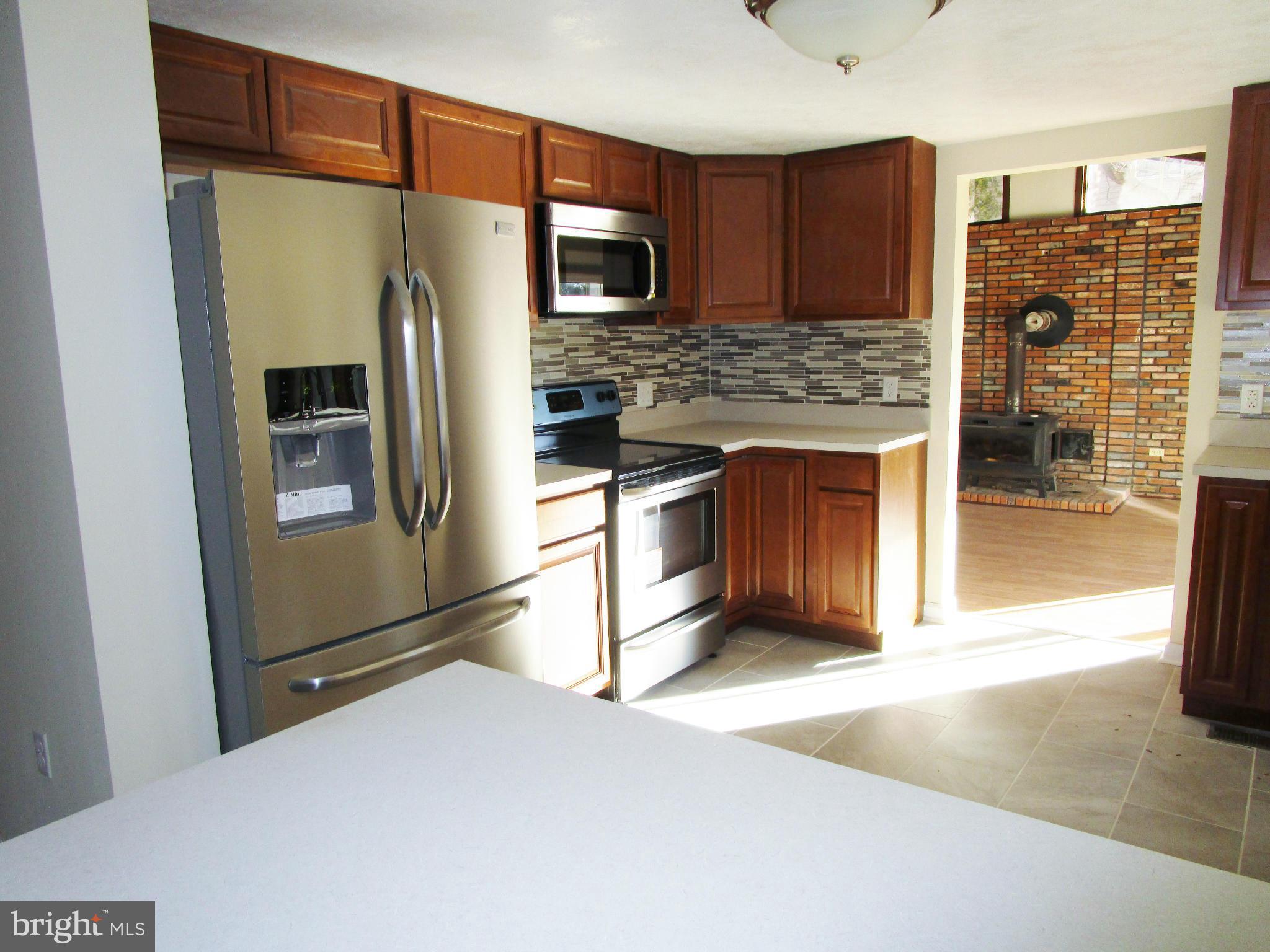 6746 Old Solomons Island Road Friendship, MD 20758 - Photo 6 of 17 Kitchen