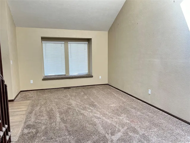 a view of empty room with window