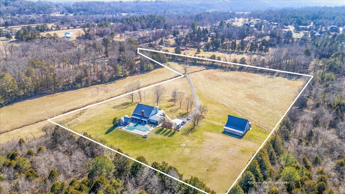 190 Vaughn Drive Rock Spring, GA 30739 - Photo 4 of 80 98-untitled (9 of 12)-Edit