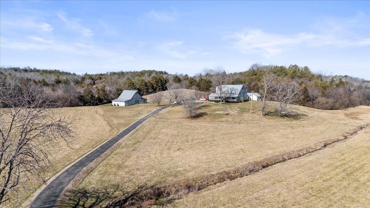 190 Vaughn Drive Rock Spring, GA 30739 - Photo 7 of 80 86-DJI_20260202130519_0373_D