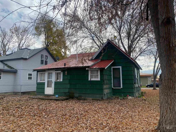 $170,000 | 502 East Court Street, Weiser, ID 83672