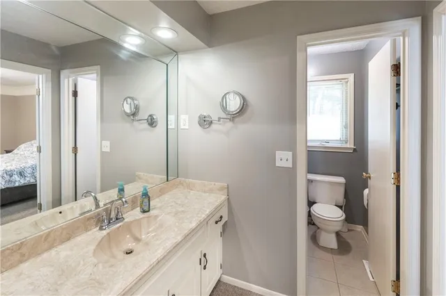 $369,950 | 1602 Northwest Weatherstone Lane, Blue Springs, MO 64015