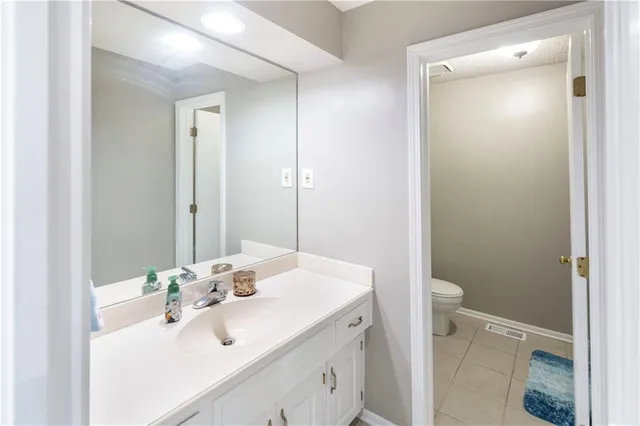 $369,950 | 1602 Northwest Weatherstone Lane, Blue Springs, MO 64015