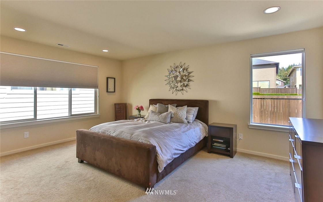 17005 40th Drive Southeast Bothell, WA 98012 - Photo 11 of 25 Gallery Image 11