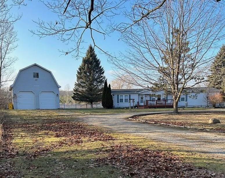 3894 South Lake George Road Dryden, MI 48428 - Photo 1 of 30