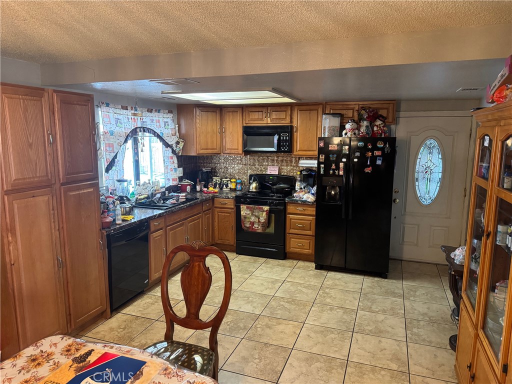 15530 Ute Road Apple Valley, CA 92307 - Photo 3 of 4