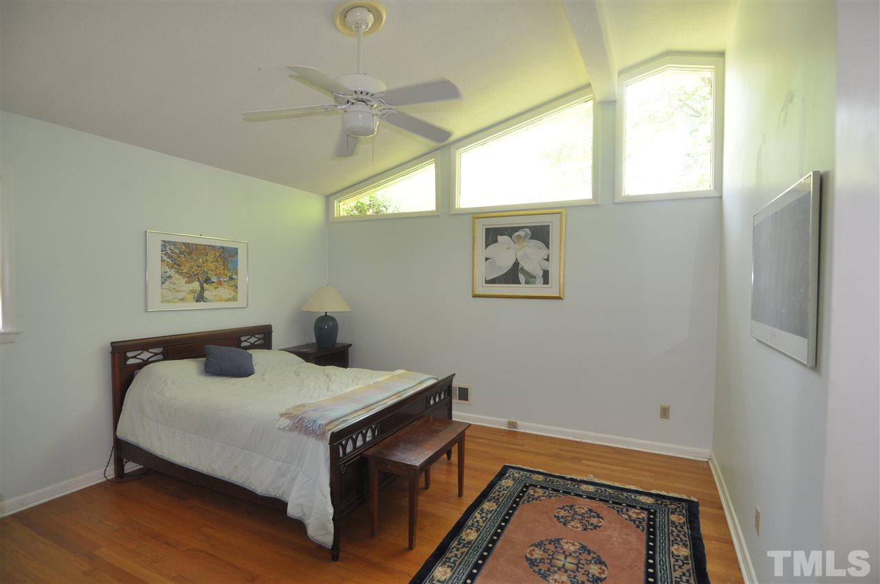 3313 Mesa Court Raleigh, NC 27607 - Photo 10 of 25 Gallery Image 10