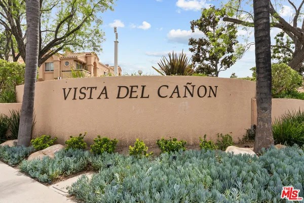 $3,350 | 18812 Vista Del Canon, Unit D, Newhall, CA 91321